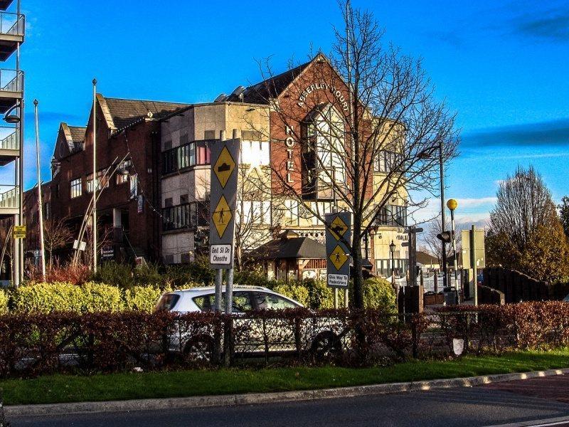 Abberley Court Hotel Tallaght Exteriör bild